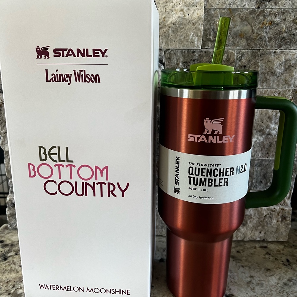 ❤️SOLD❤️Lainey Wilson Watermelon Moonshine Stanley